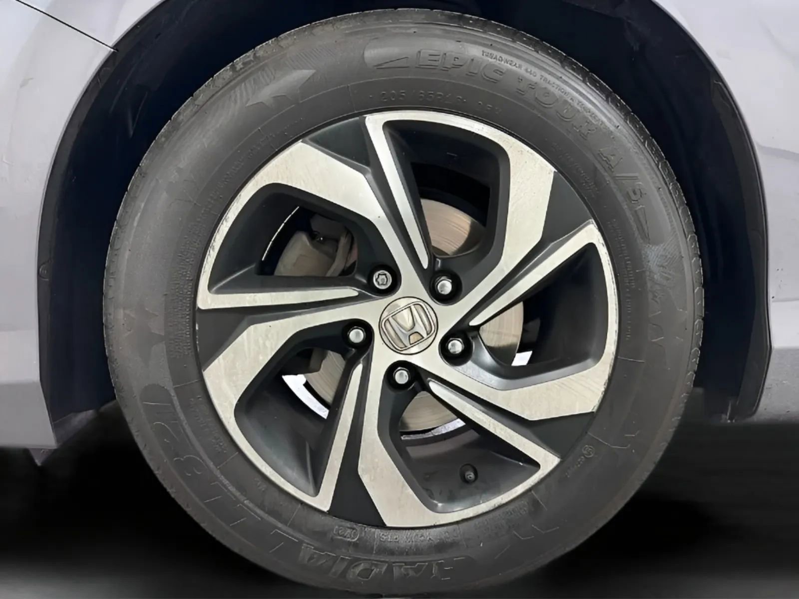 Used 2016 Honda Accord LX image 25