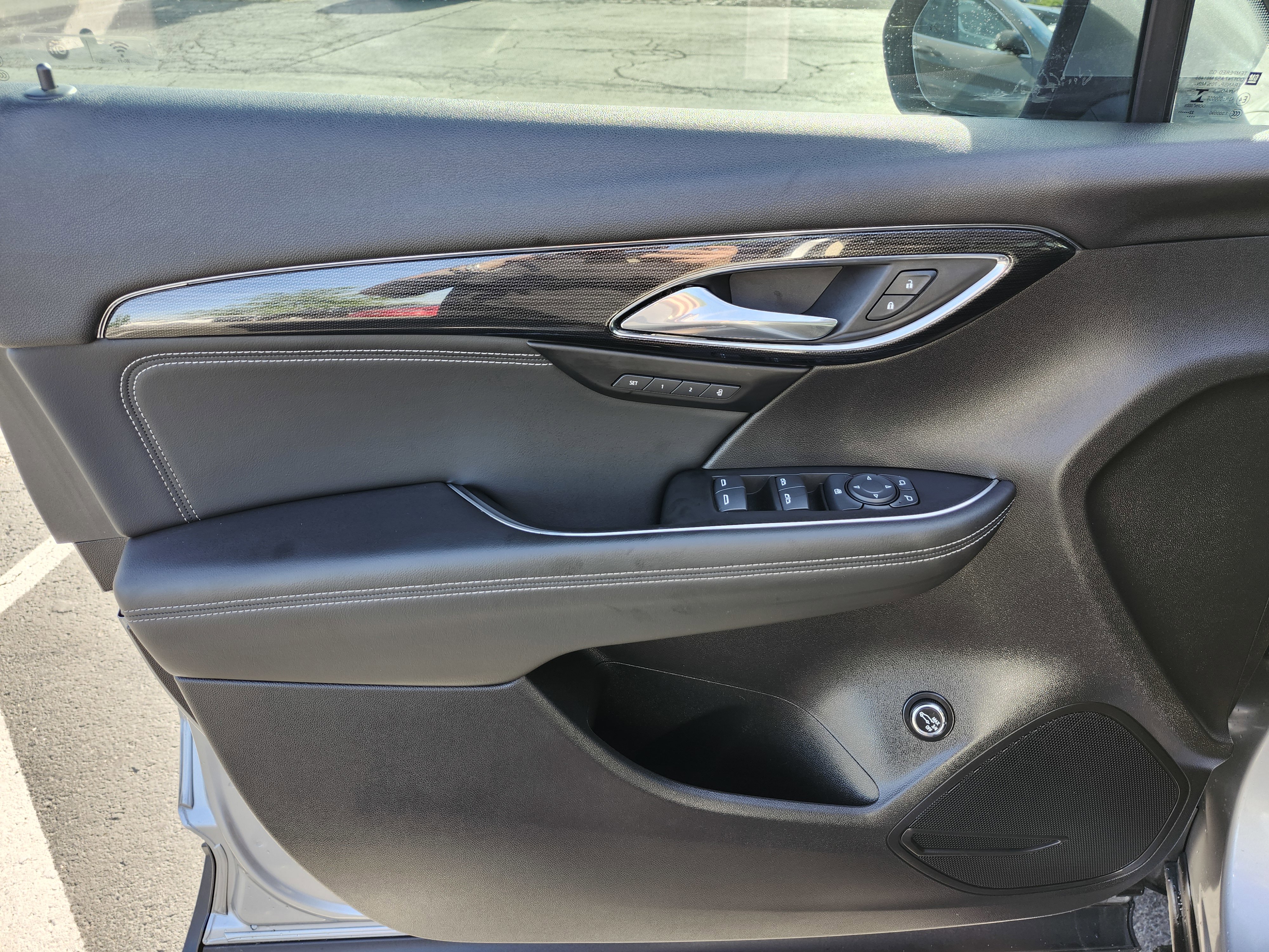 Used 2023 Buick Envision Essence FWD image 25