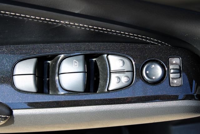 Used 2023 Nissan Altima 2.5 SV w/ SV Premium Package FWD image 11