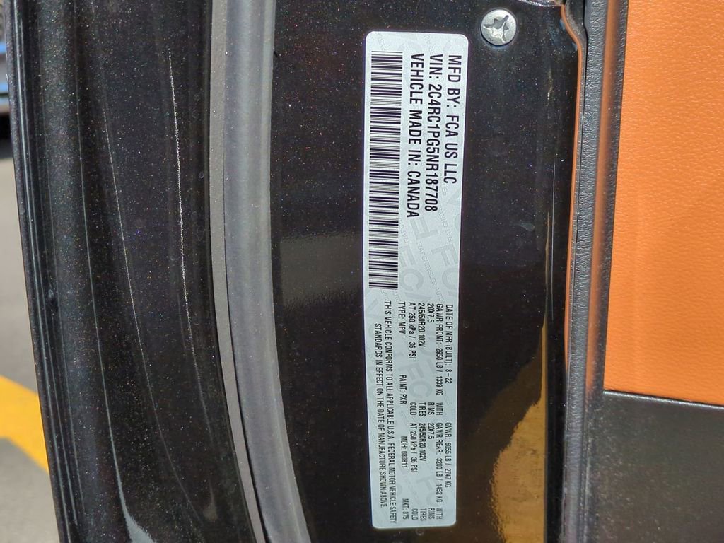 Used 2022 Chrysler Pacifica Pinnacle image 32