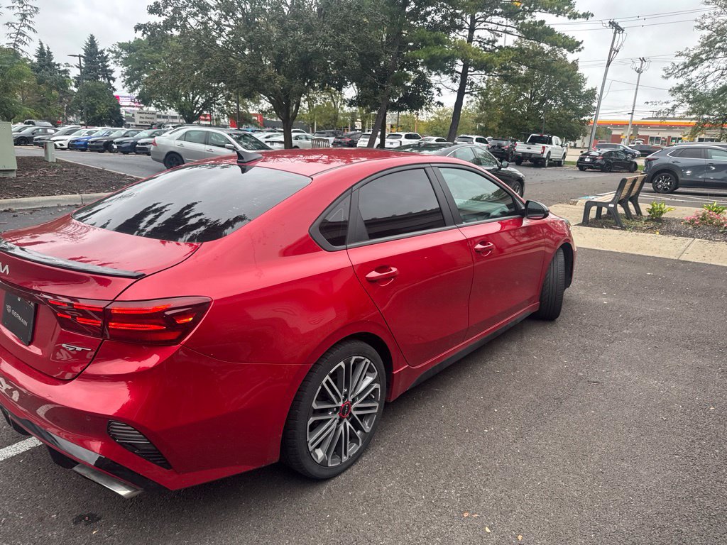 Used 2022 Kia Forte GT FWD image 9