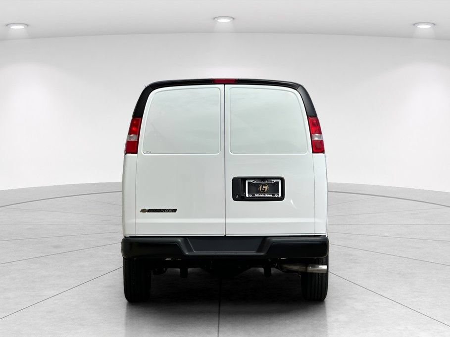 New 2026 Chevrolet Express 3500 w/ Driver Convenience Package RWD image 6
