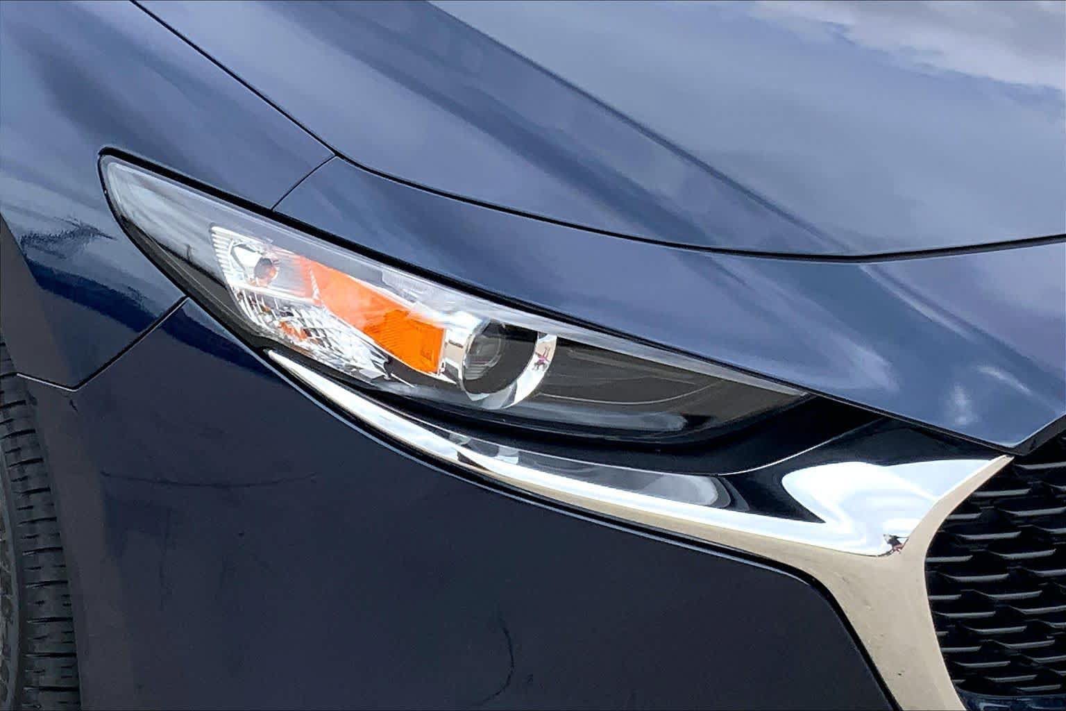 Certified 2025 MAZDA MAZDA3 s FWD image 28