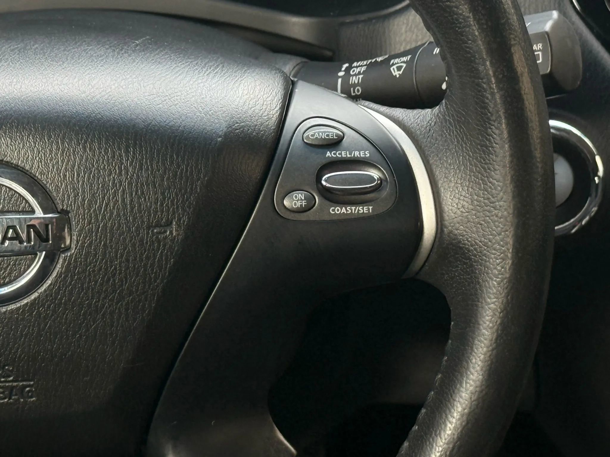 Used 2016 Nissan Pathfinder SV image 36