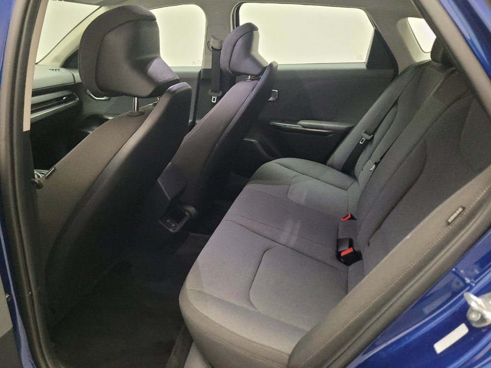 Used 2025 Kia K4 FWD image 18