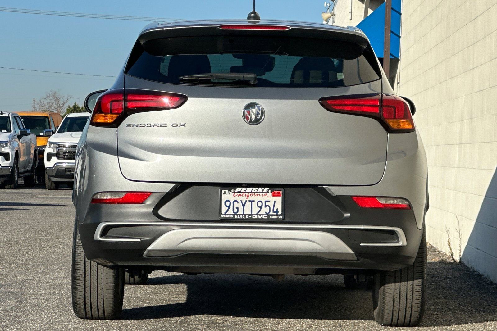 Certified 2023 Buick Encore GX Preferred w/ Cold Weather Comfort Package image 5