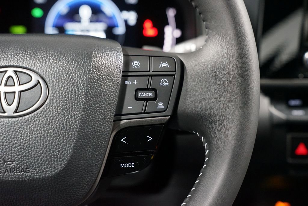 New 2026 Toyota Camry SE FWD image 13