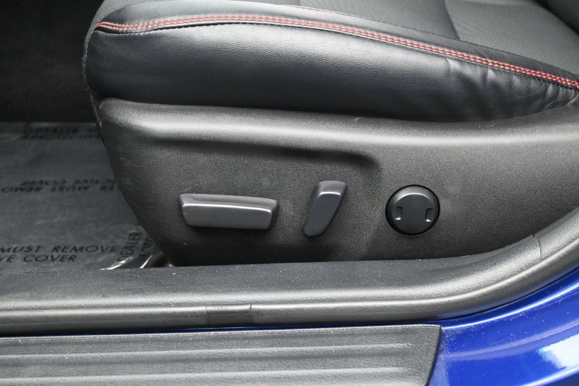 Used 2016 Toyota Camry SE w/ Moonroof Package FWD image 22