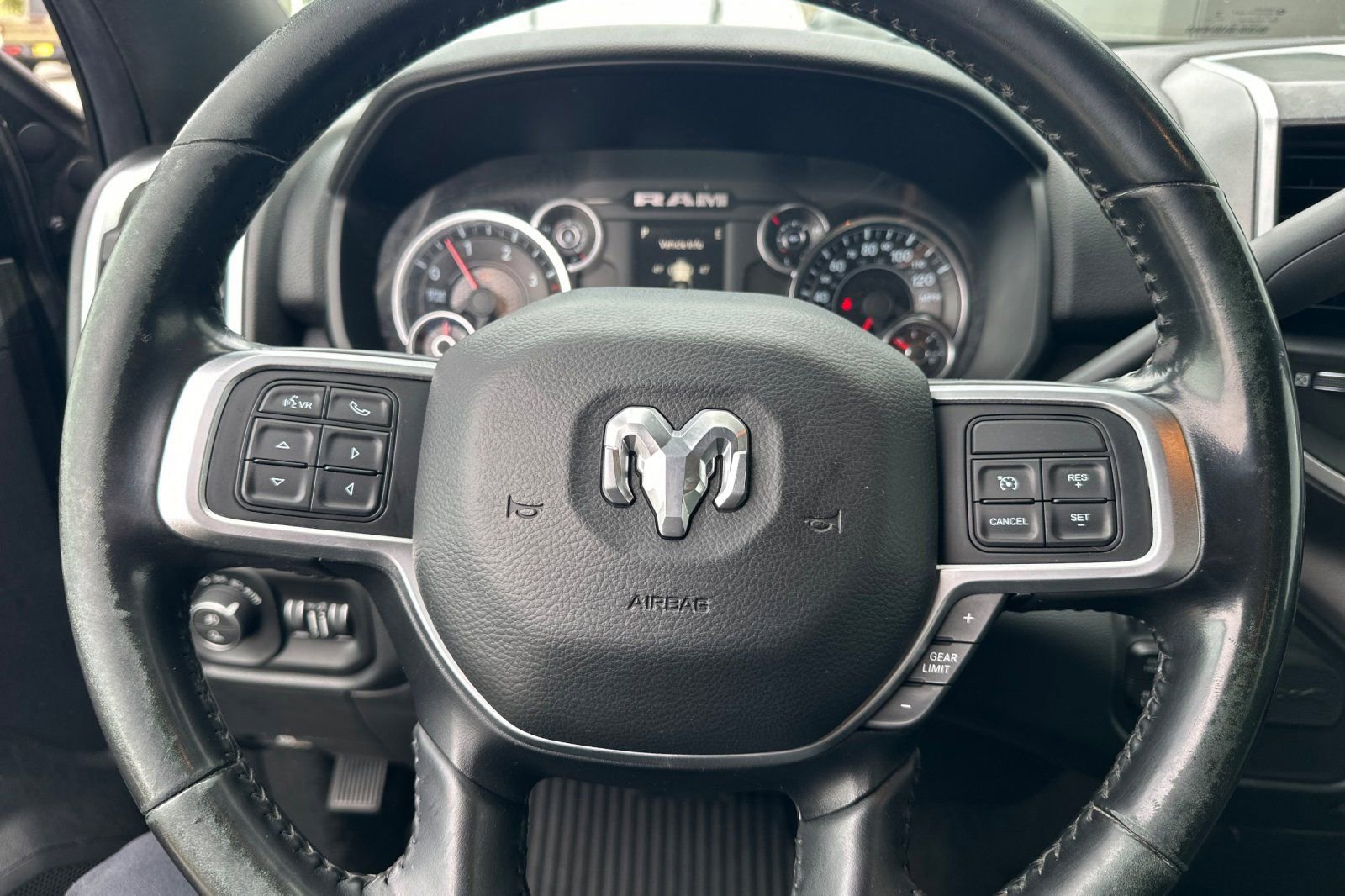 Used 2019 RAM 3500 Big Horn image 26