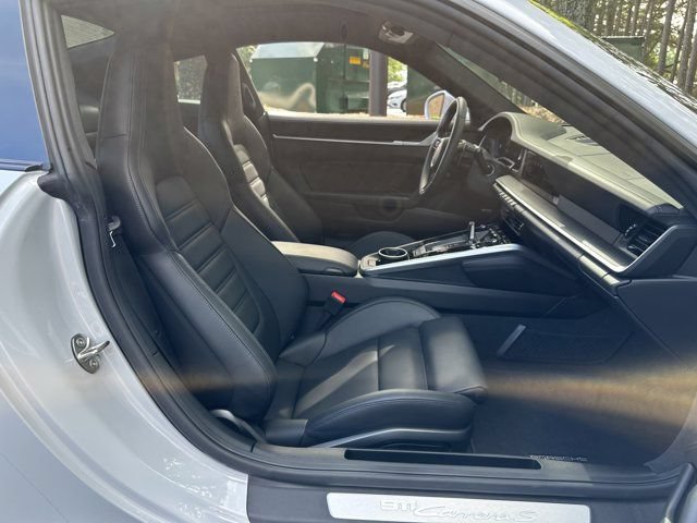 Used 2025 Porsche 911 Carrera S RWD image 14