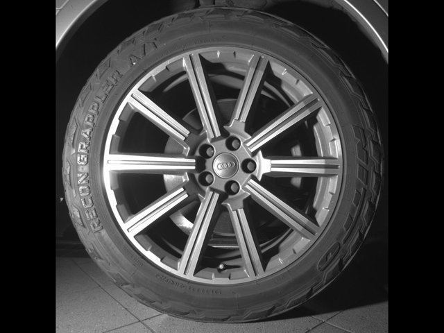 Used 2017 Audi Q7 3.0T Prestige w/ Prestige Package image 11