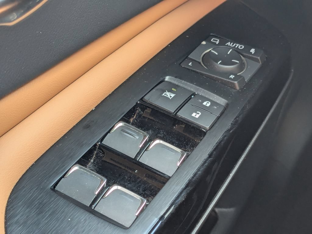 Used 2022 Lexus ES 350 w/ Premium Package FWD image 10