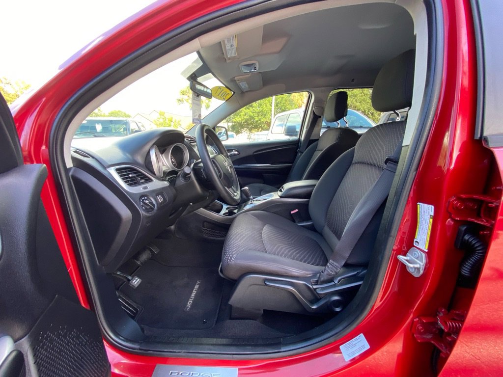 Used 2017 Dodge Journey SE FWD image 27