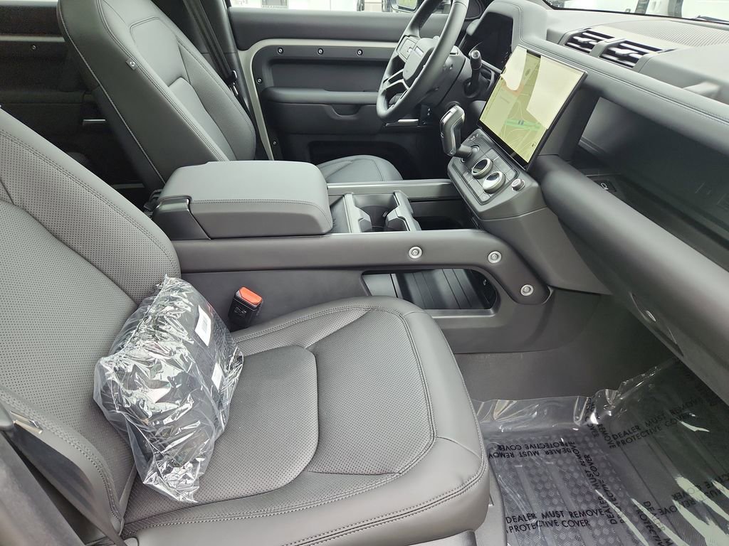 Used 2026 Land Rover Defender 110 S image 3