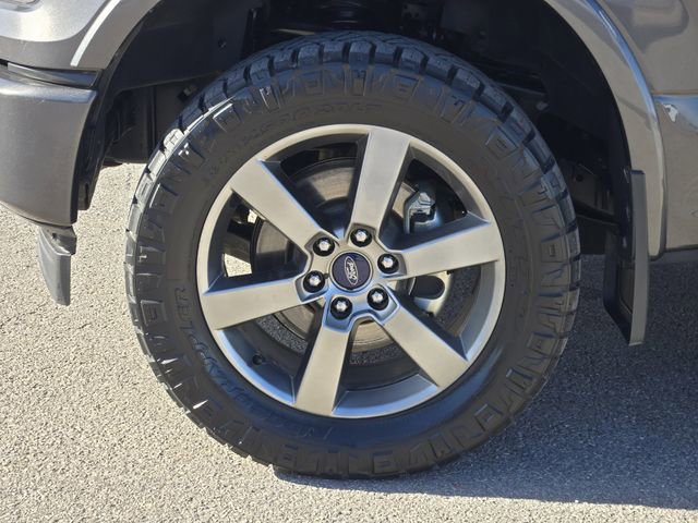 Used 2017 Ford F150 Lariat image 14
