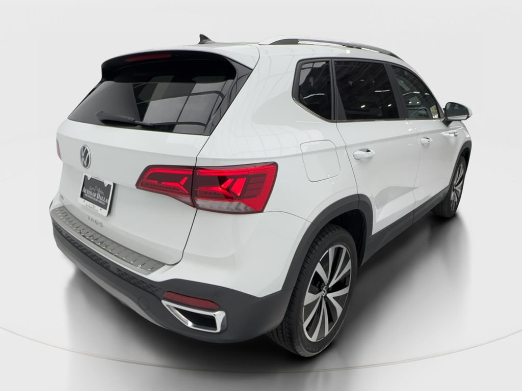 Used 2023 Volkswagen Taos SE FWD image 7