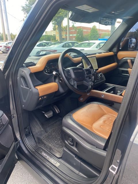 Used 2022 Land Rover Defender 110 X AWD/4WD image 14