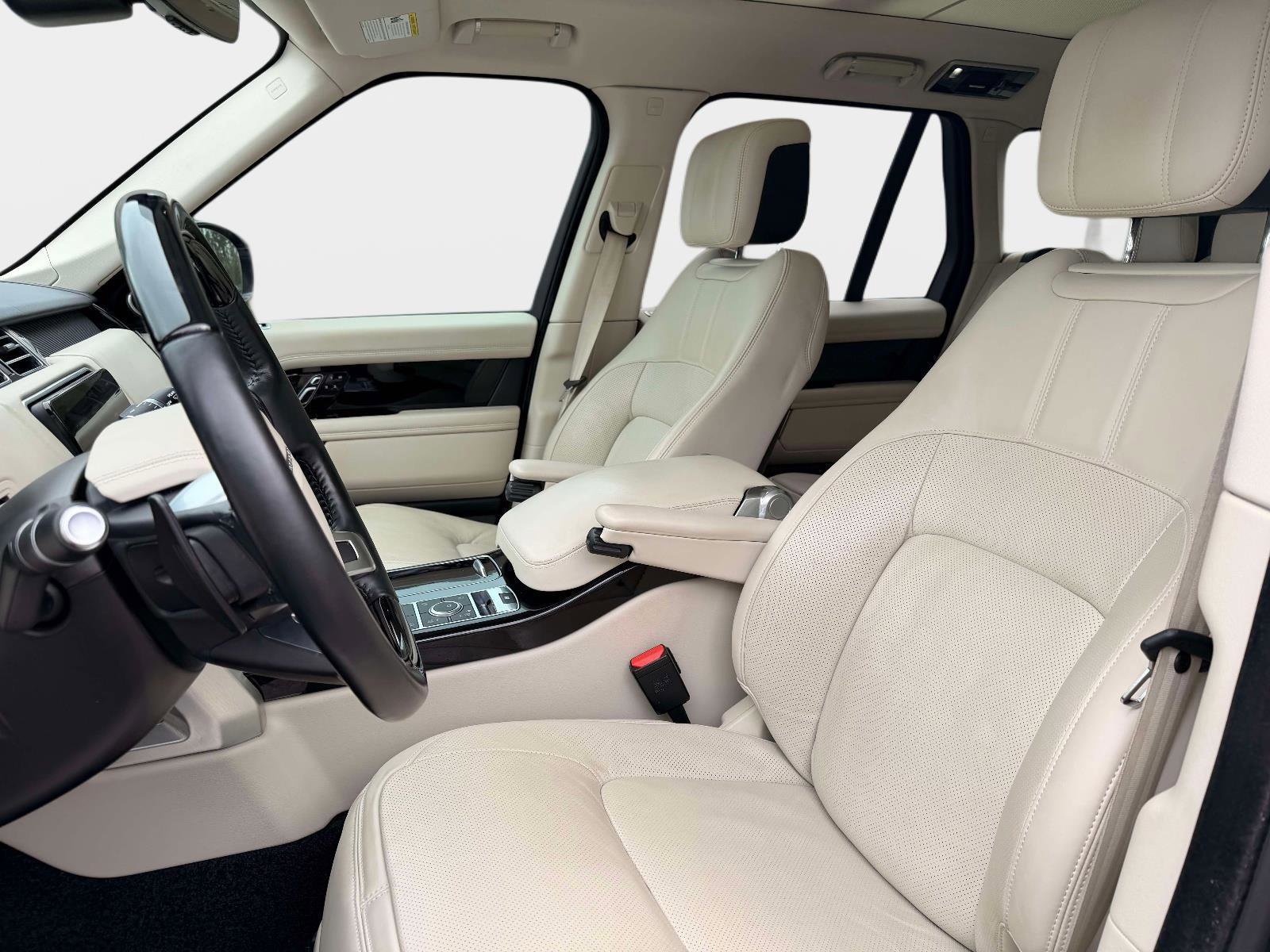 Used 2021 Land Rover Range Rover Westminster Edition image 12