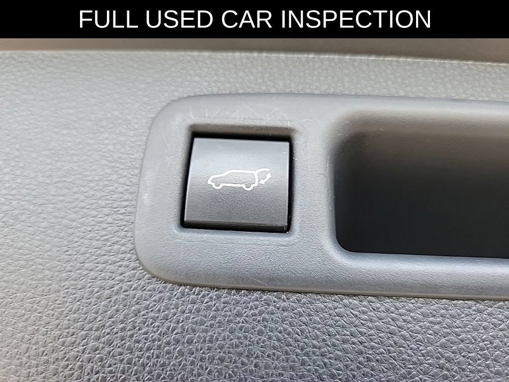 Used 2020 Toyota Highlander Limited FWD image 7