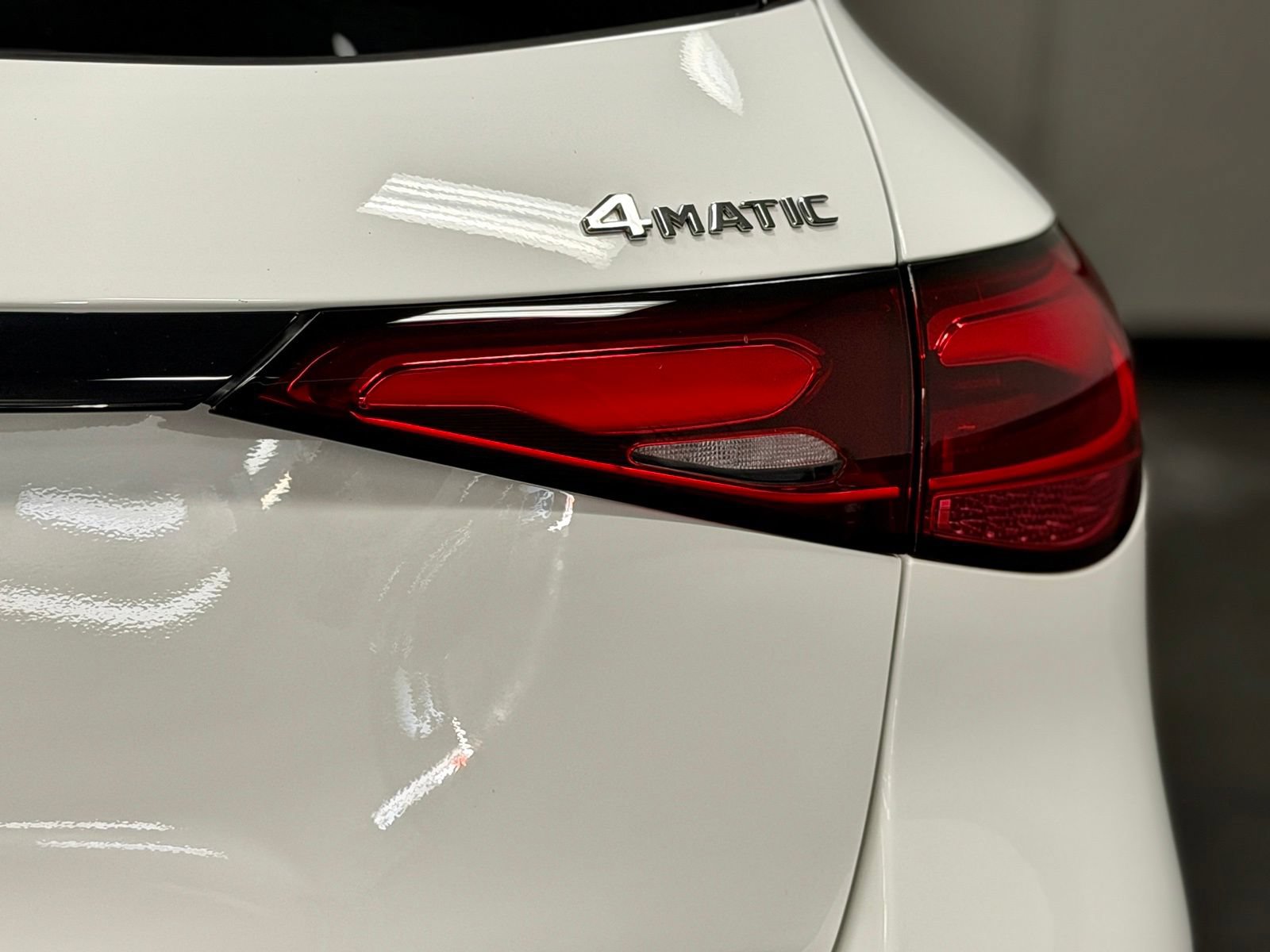 Used 2026 Mercedes-Benz GLC 350e 4MATIC image 14