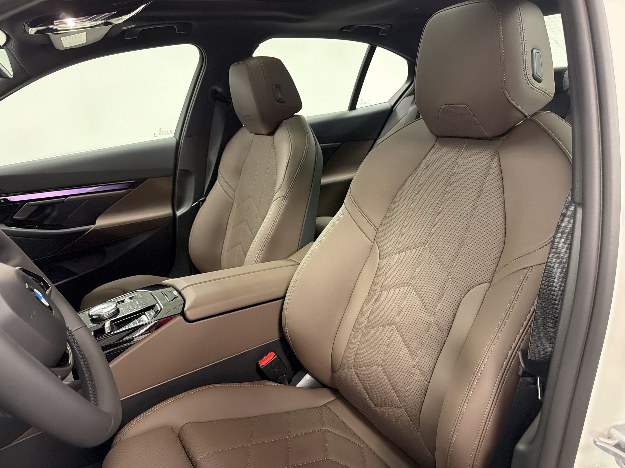 New 2027 BMW 530i RWD image 5