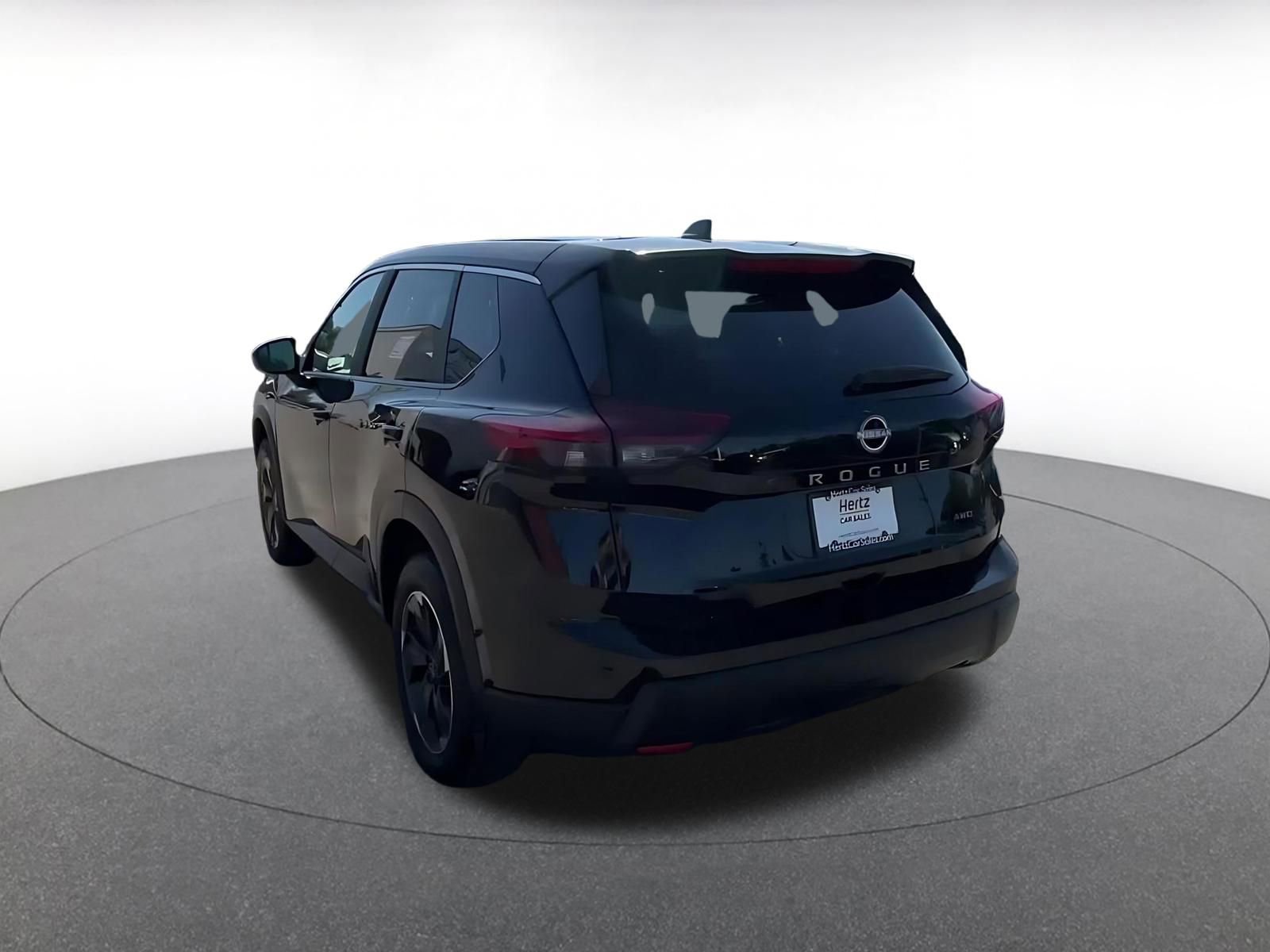 Used 2025 Nissan Rogue SV AWD/4WD image 11
