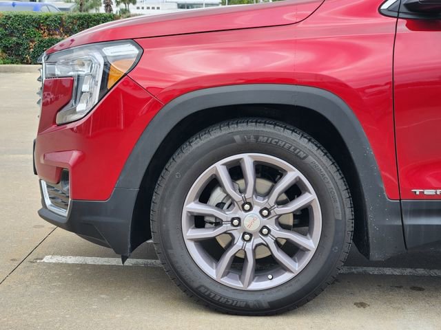 Used 2023 GMC Terrain SLT w/ Infotainment Package II image 8