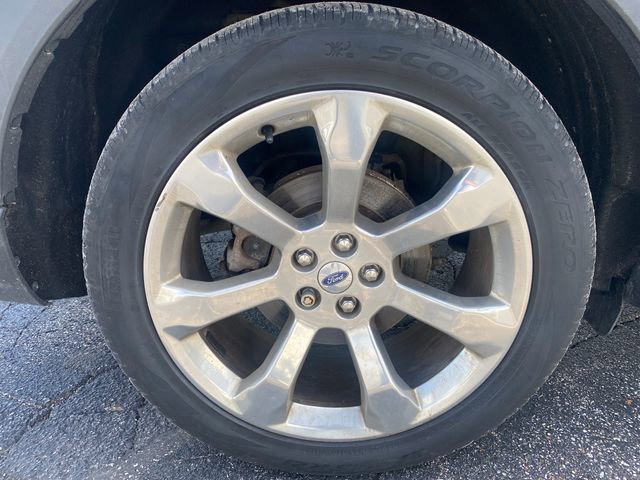 Used 2020 Ford Explorer Platinum image 19