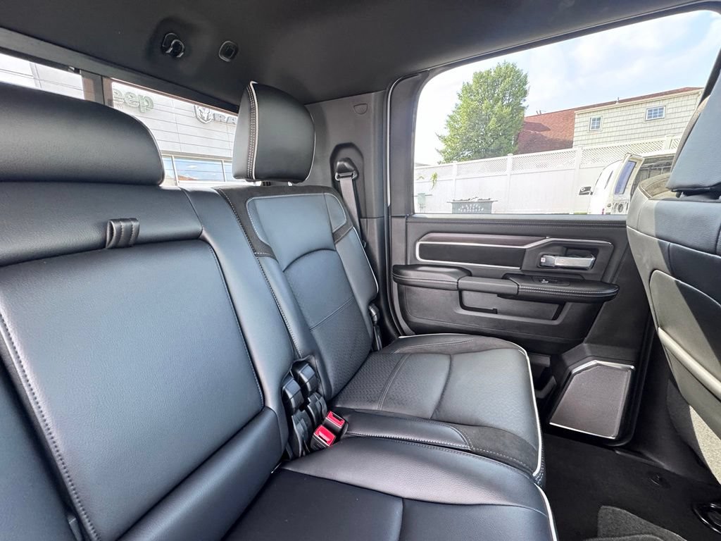 Used 2026 RAM 2500 Laramie AWD/4WD image 22