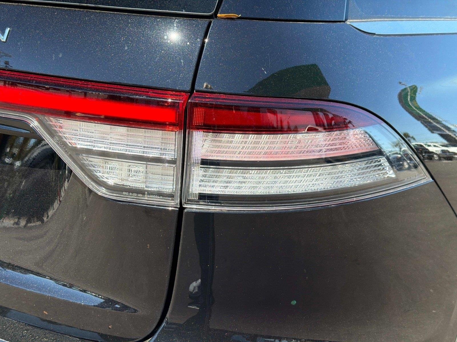 Used 2025 Lincoln Aviator Reserve w/ Equipment Group 201A AWD/4WD image 15