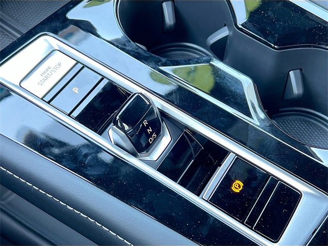 New 2024 Volkswagen Atlas Cross Sport SE image 16