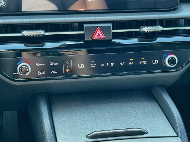 New 2027 Kia Sportage X-Line AWD/4WD image 15