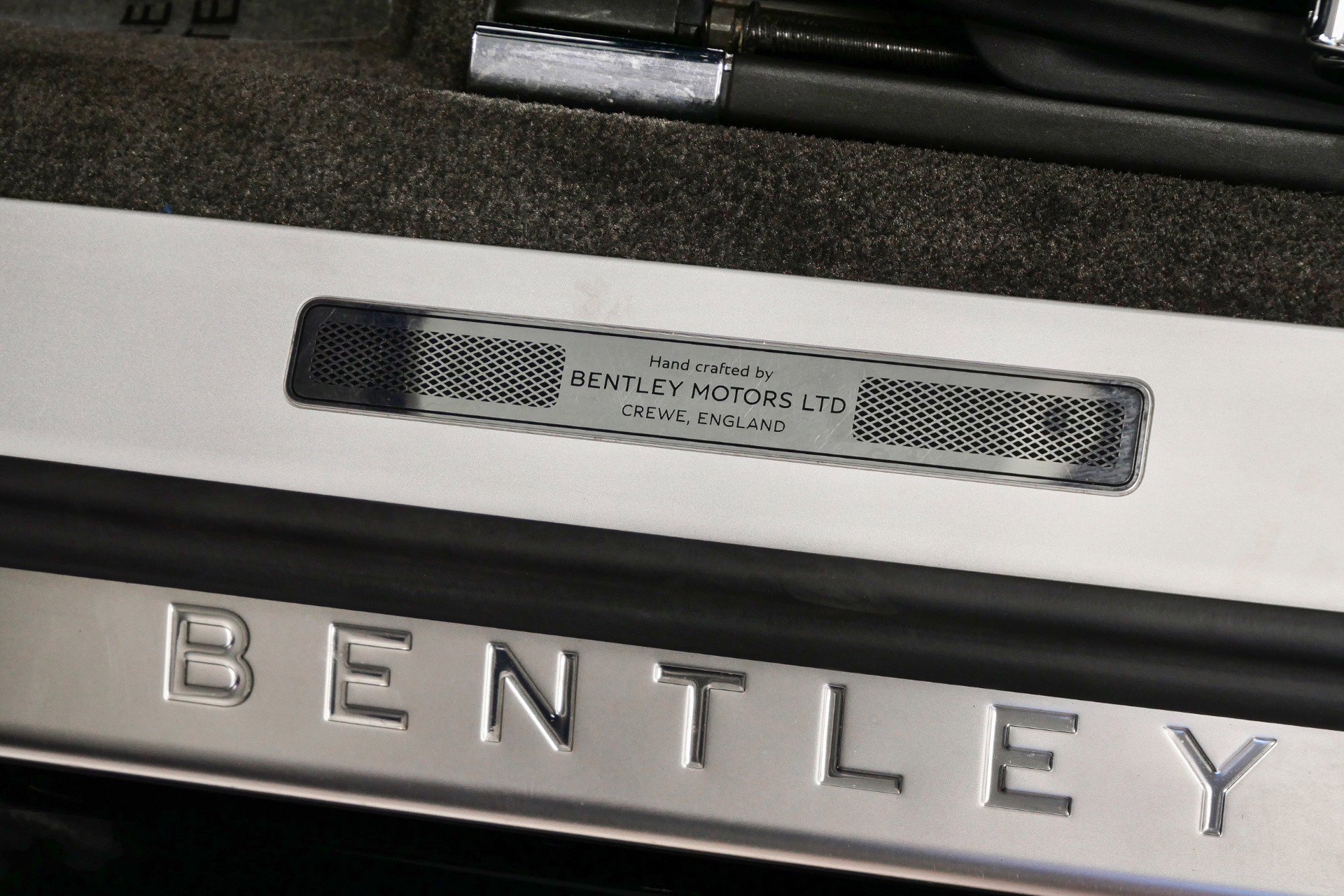 Used 2020 Bentley Continental GT V8 First Edition image 32