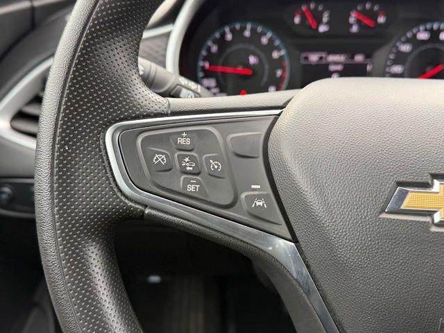 Used 2025 Chevrolet Malibu LT image 24