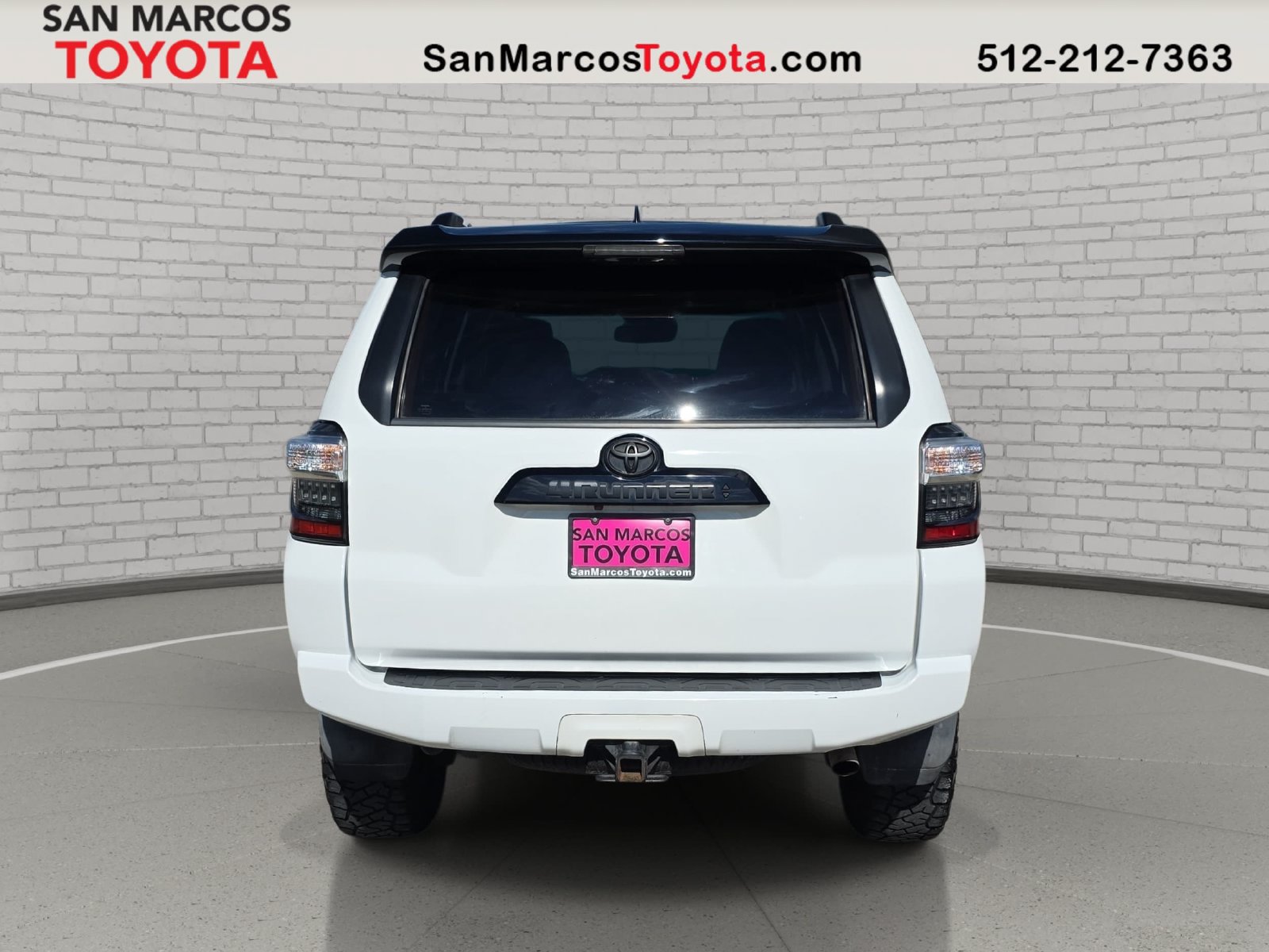 Used 2020 Toyota 4Runner Venture w/ Moonroof Package AWD/4WD image 7