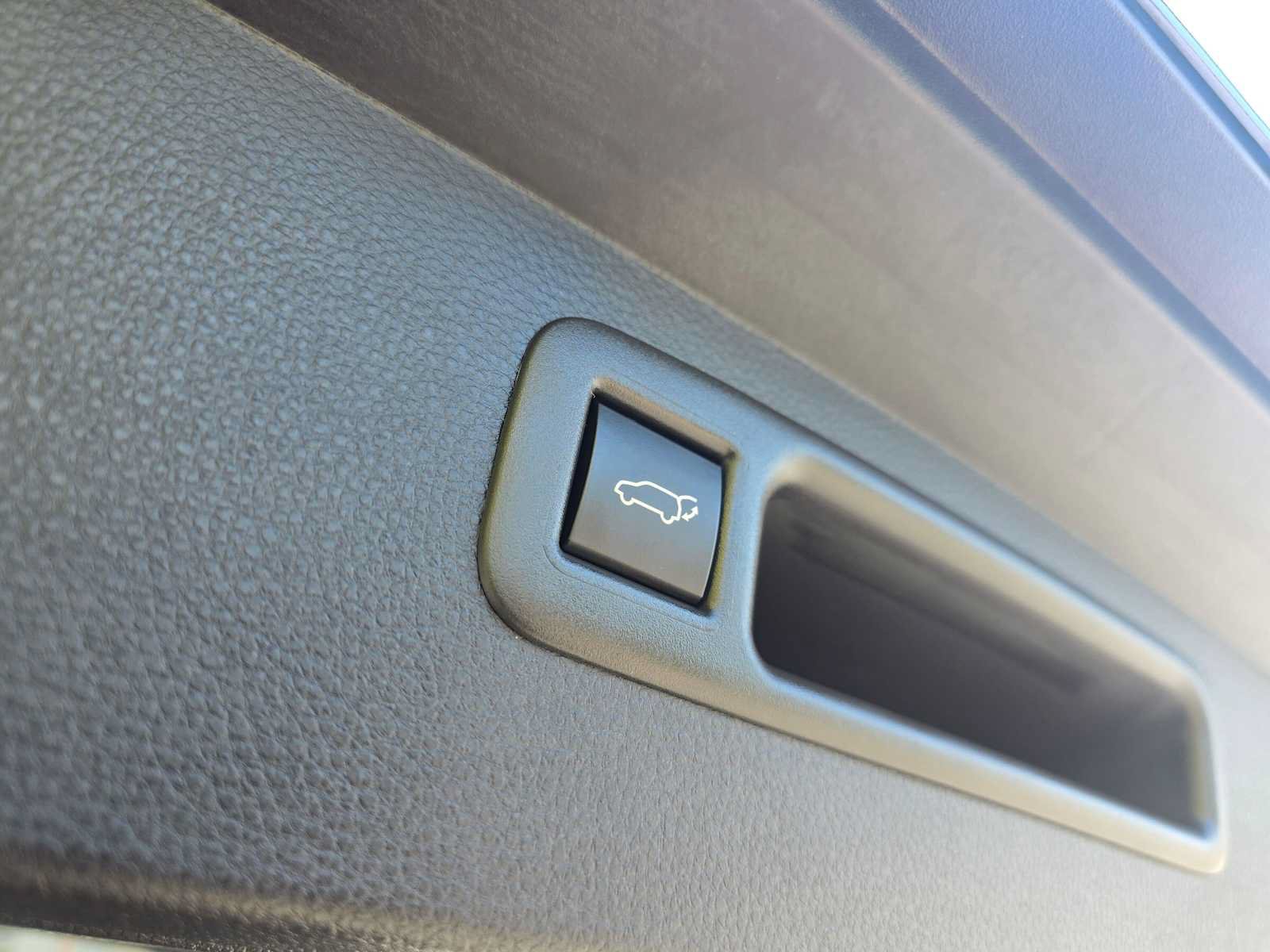 New 2026 Toyota Highlander XLE AWD/4WD image 15