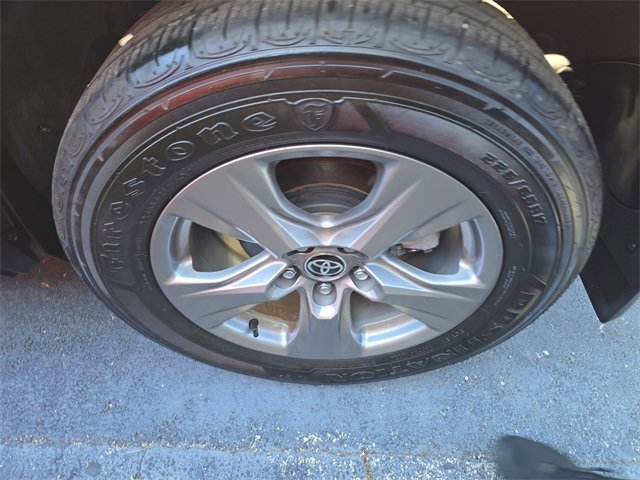 Used 2024 Toyota RAV4 LE image 9