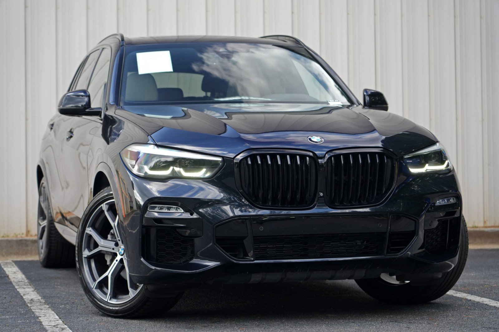 Used 2020 BMW X5 sDrive40i w/ M Sport Package RWD image 4