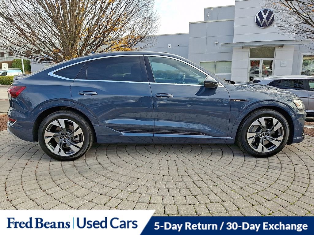Used 2023 Audi e-tron Premium image 8