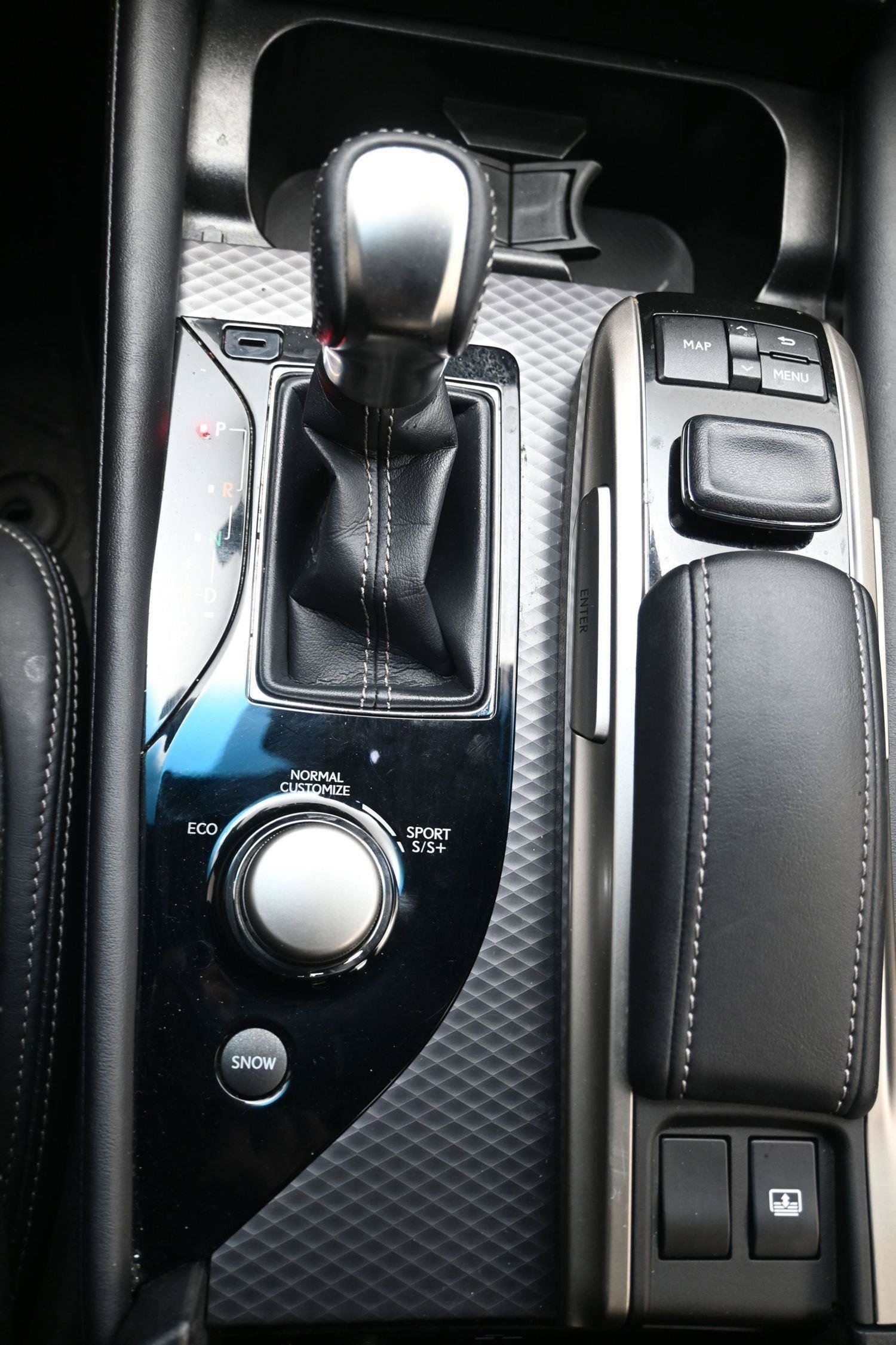 Used 2017 Lexus GS 200t F Sport image 10