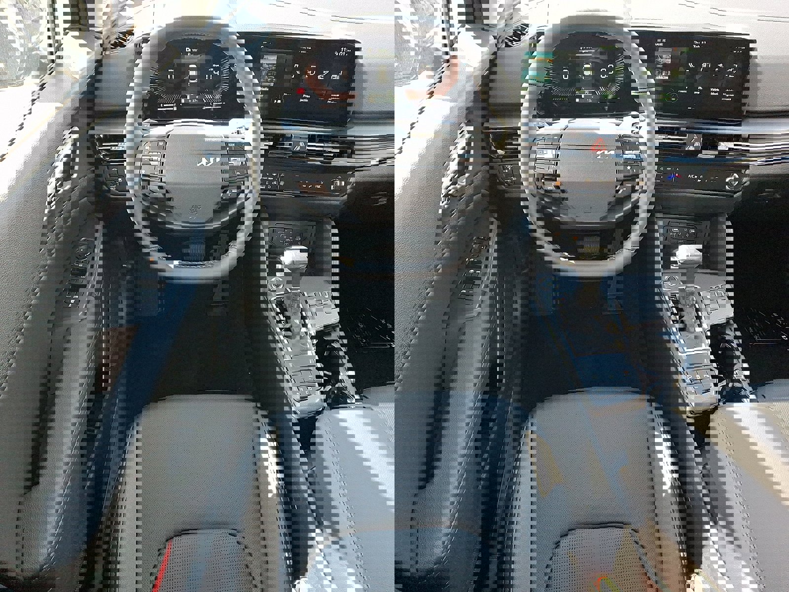 New 2026 Kia Sportage EX image 7