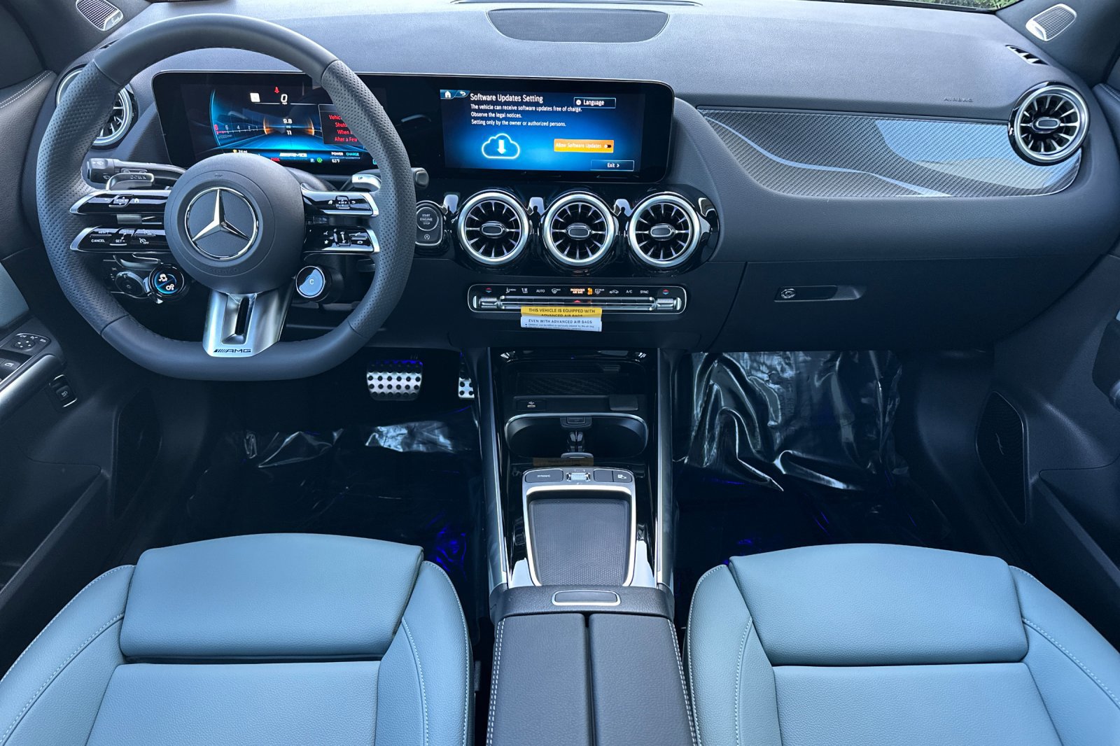 New 2026 Mercedes-Benz GLA 35 AMG 4MATIC image 13
