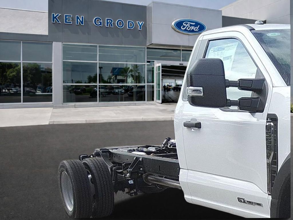 New 2026 Ford F550 2WD Regular Cab Super Duty image 1