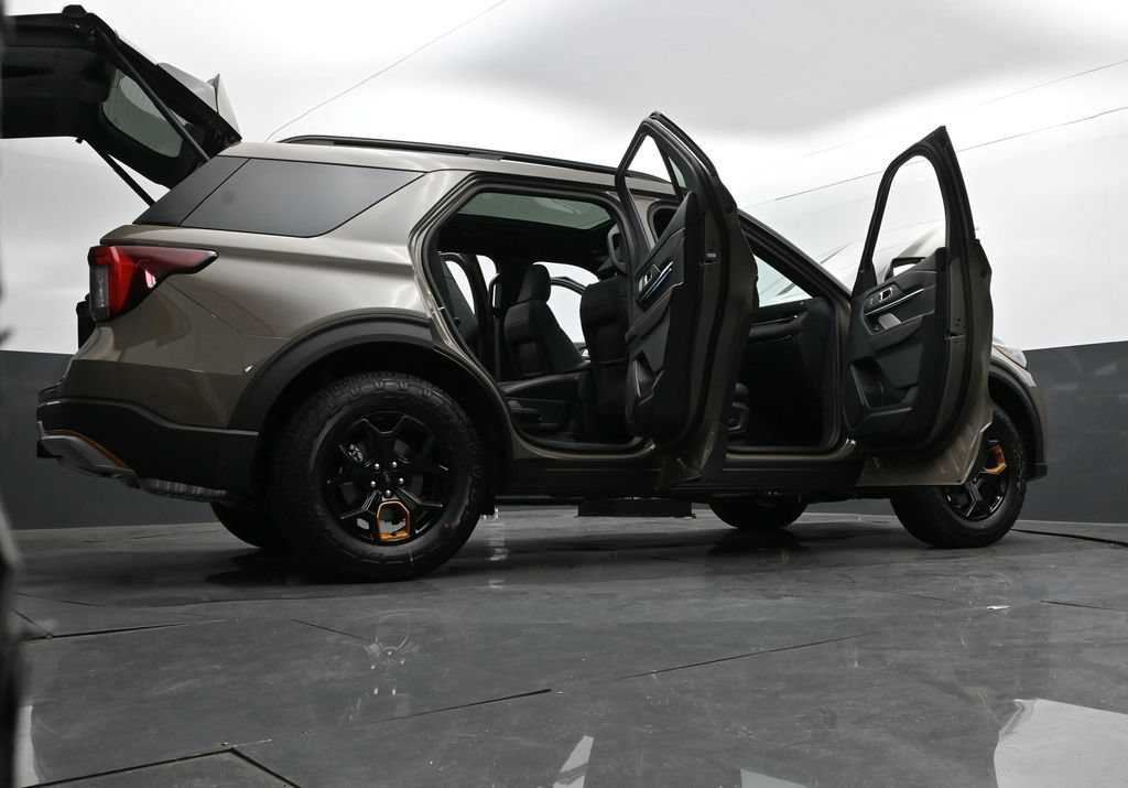 New 2026 Ford Explorer Tremor w/ Tremor Ultimate Package AWD/4WD image 34