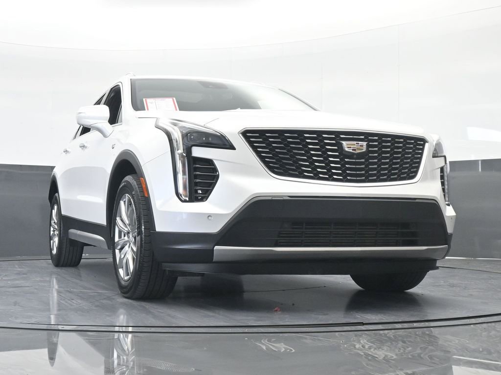 Used 2022 Cadillac XT4 Premium Luxury w/ Enhanced Visibility Package image 73