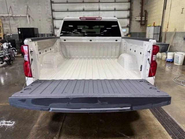 New 2026 Chevrolet Silverado 1500 Custom w/ Turbomax Blackout Package AWD/4WD image 23