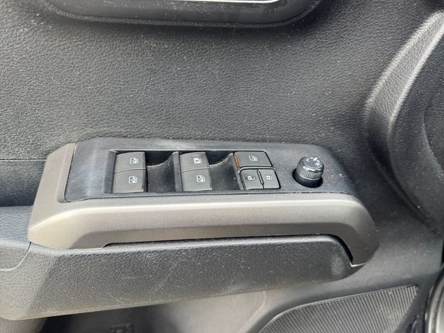 Used 2022 Toyota Tacoma SR5 w/ Technology Package AWD/4WD image 5