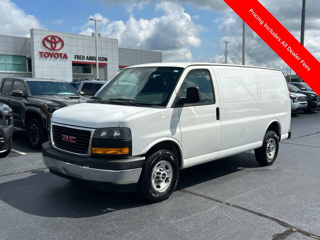Used 2018 GMC Savana 2500 w/ Driver Convenience Package RWD image 1