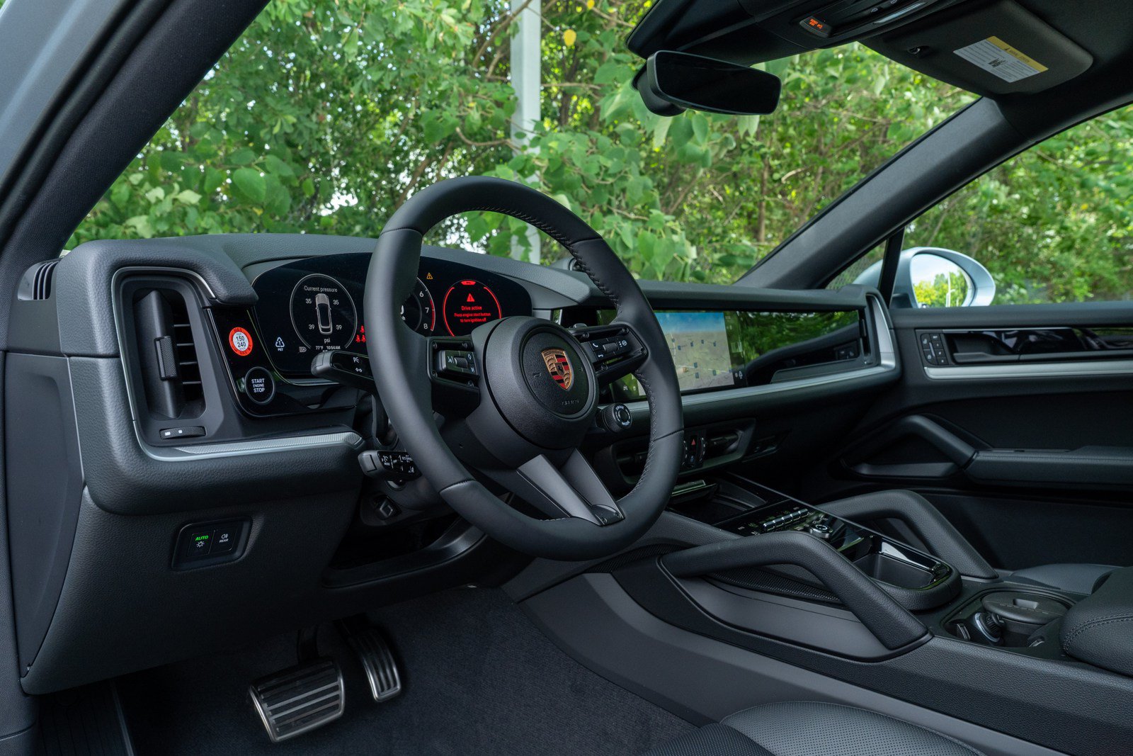 New 2026 Porsche Cayenne Coupe AWD/4WD image 4
