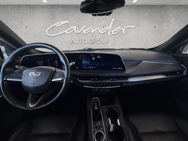 Certified 2025 Cadillac XT4 Premium Luxury AWD/4WD image 19